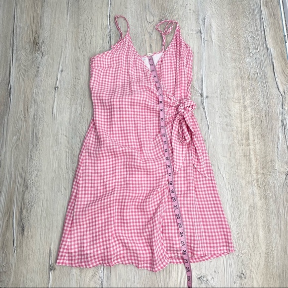 Rails Malia Pink Gingham Wrap Dress - Picture 11 of 13